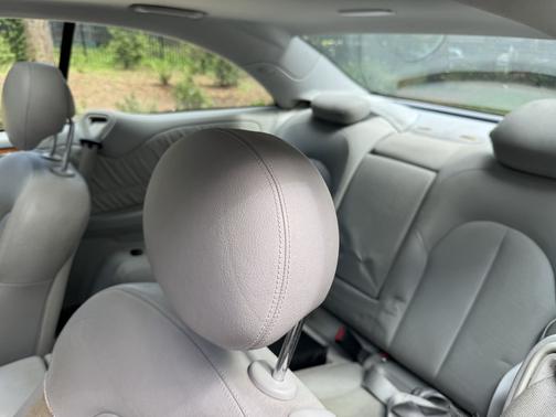 2005 Mercedes-Benz CLK-Class 320