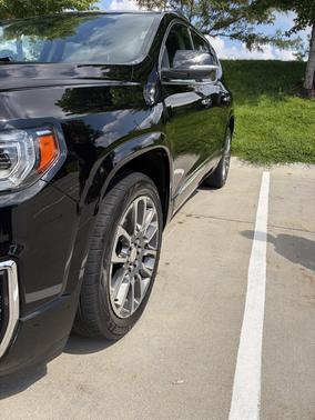 Black 2021 GMC Acadia Denali