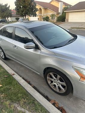 2013 Nissan Altima 3.5 SV