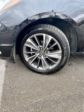 Photo 5 of 12 of 2017 Acura MDX 3.5L w/Technology & Entertainment Pkgs