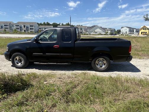 1999 Ford F-150 XLT SuperCab
