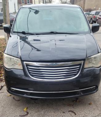 2013 Chrysler Town & Country Touring