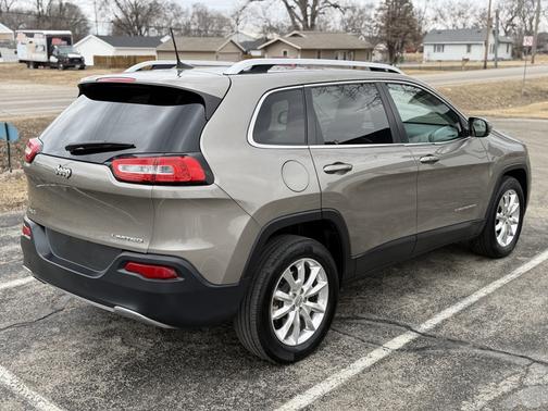 2016 Jeep Cherokee Limited