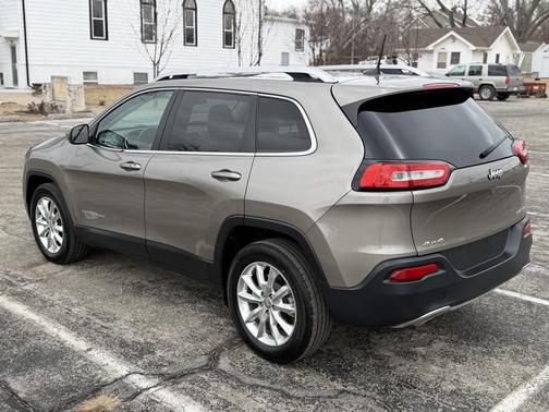 2016 Jeep Cherokee Limited