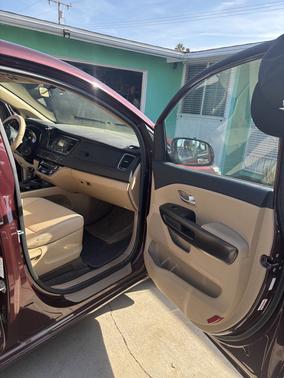 Red 2016 Kia Sedona LX