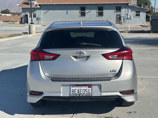 2018 Toyota Corolla iM Base