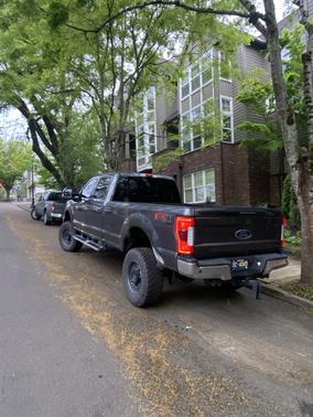 Beige 2018 Ford F-350 Lariat