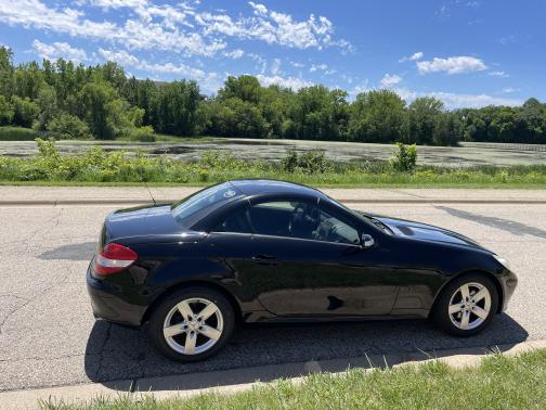 2006 Mercedes-Benz SLK-Class Base