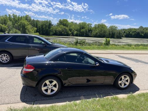 2006 Mercedes-Benz SLK-Class Base