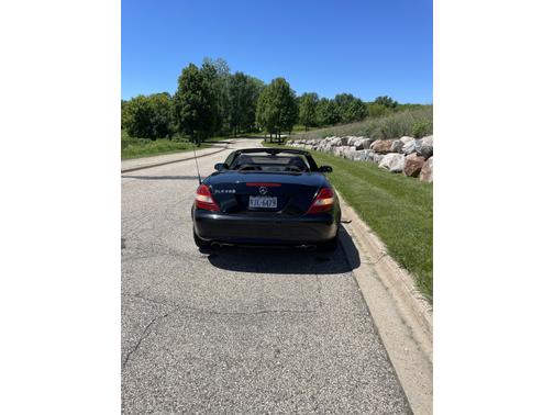 2006 Mercedes-Benz SLK-Class Base