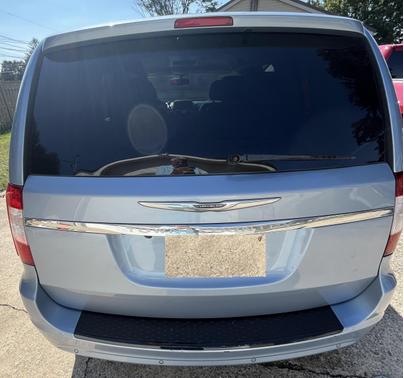 2013 Chrysler Town & Country Touring-L
