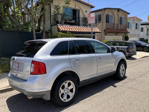 Silver 2011 Ford Edge SEL