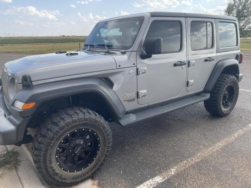 2020 Jeep Wrangler Unlimited Sahara
