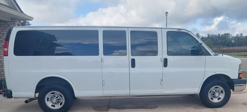 2008 Chevrolet Express 3500 Base