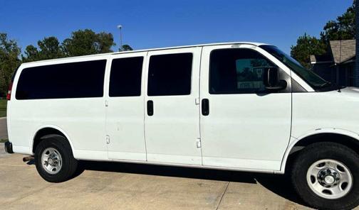 2008 Chevrolet Express 3500 Base