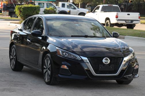 2021 Nissan Altima 2.5 SV