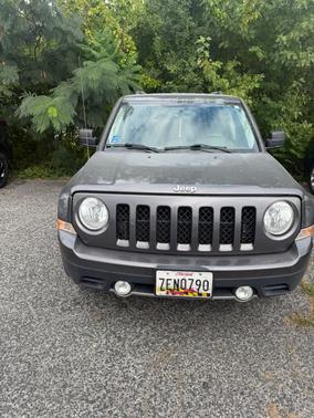 Gray 2016 Jeep Patriot High Altitude