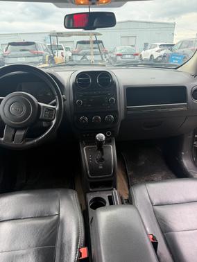 Gray 2016 Jeep Patriot High Altitude