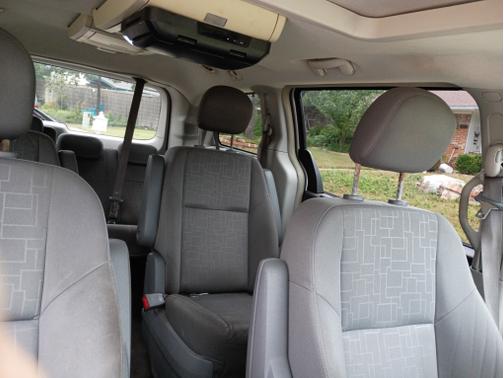 2009 Volkswagen Routan SE