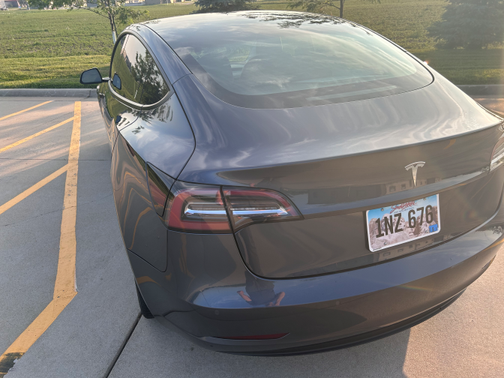 2022 Tesla Model 3 Base