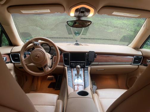 2013 Porsche Panamera 4