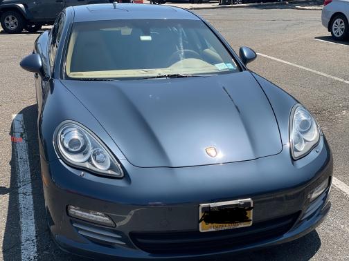 2013 Porsche Panamera 4