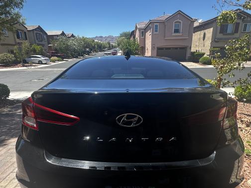 2020 Hyundai ELANTRA Value Edition