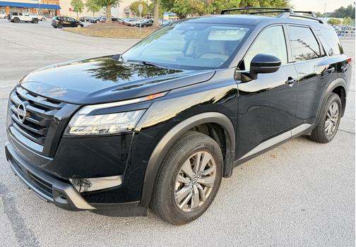 Black 2025 Nissan Pathfinder SV
