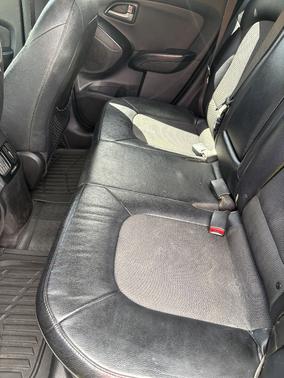 Black 2015 Hyundai TUCSON SE