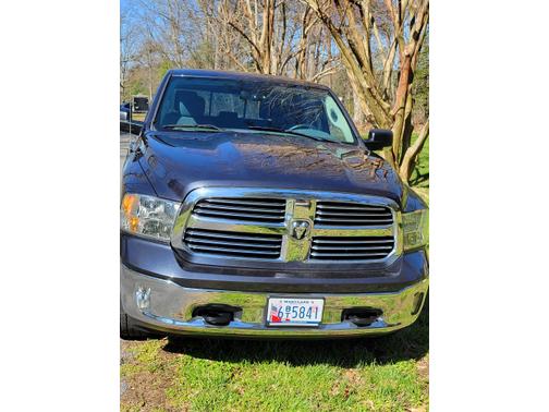 Photo 3 of 20 of 2014 RAM 1500 Big Horn