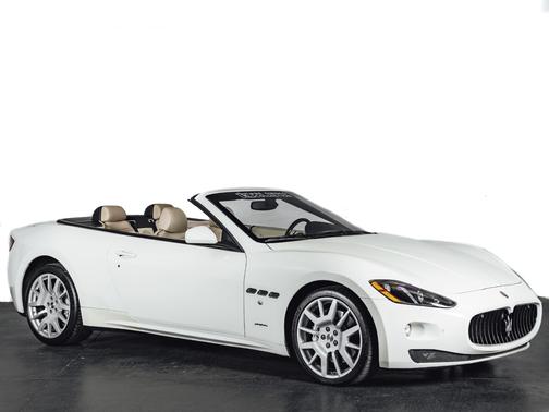 2013 Maserati GranTurismo Base