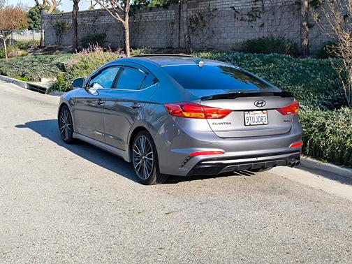 2018 Hyundai ELANTRA Sport
