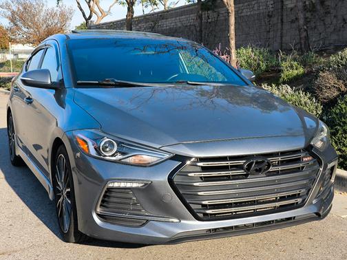 2018 Hyundai ELANTRA Sport