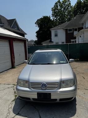 Silver 2004 Volkswagen Jetta GLS
