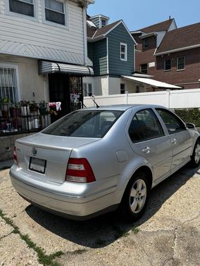 Silver 2004 Volkswagen Jetta GLS