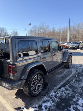 2022 Jeep Wrangler Unlimited 4xe High Altitude