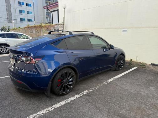 Blue 2024 Tesla Model Y Performance
