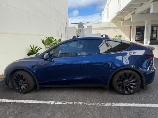 Blue 2024 Tesla Model Y Performance