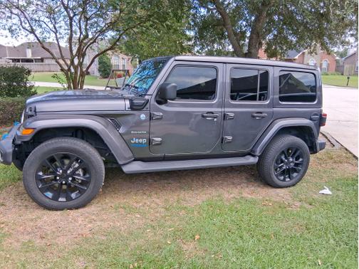 2022 Jeep Wrangler Unlimited 4xe Sahara