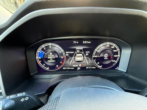 2024 Mitsubishi Outlander SE Black Edition w/Pano Roof