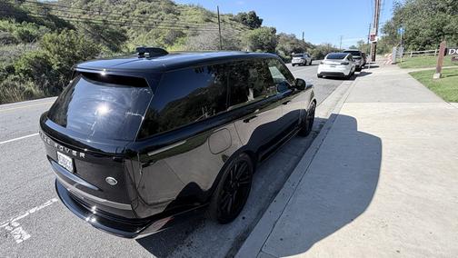 Black 2022 Land Rover Range Rover P400 SE SWB