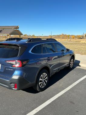 2022 Subaru Outback Premium