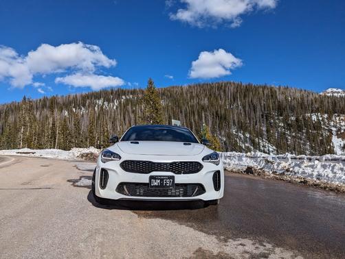2023 Kia Stinger GT2
