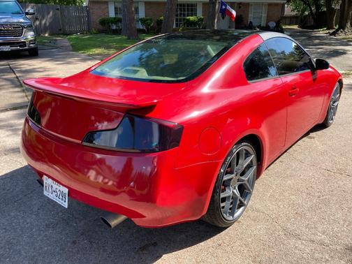 Red 2003 INFINITI G35 Base