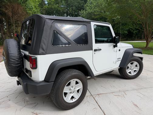 White 2016 Jeep Wrangler Sport
