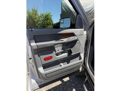 2006 Dodge Ram 2500 Laramie Quad Cab