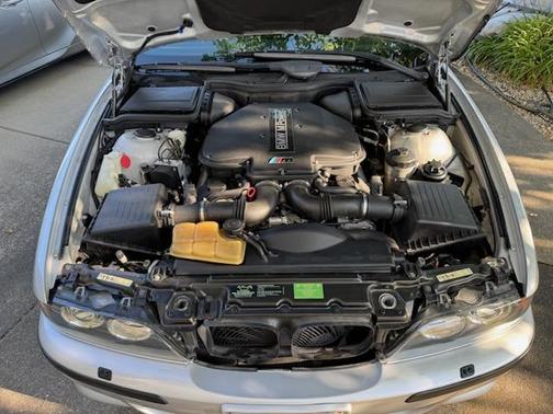 2001 BMW M5 Base