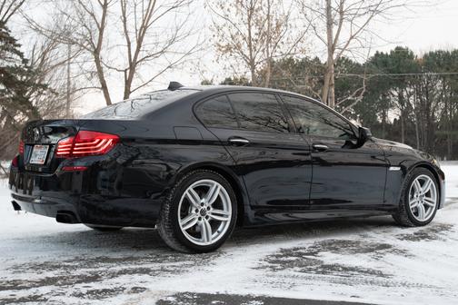 Black 2016 BMW 550 i xDrive