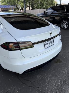 White 2022 Tesla Model S Long Range