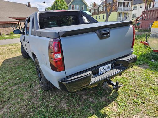 Gray 2007 Chevrolet Avalanche 1500 LS
